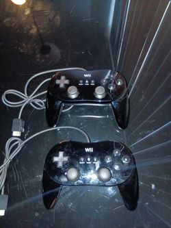 2 set of Official Nintendo Wii Pro Controller classic black wired