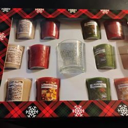 Candle Set... Votives..(New) $9
