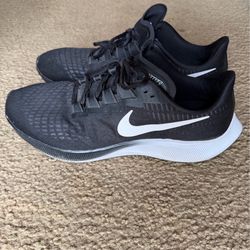 Men’s Nikes
