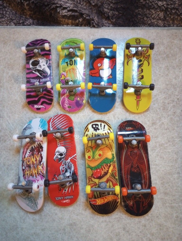 Hot Wheels Tony Hawk's Fingerboard