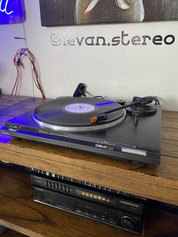 Vintage Technics SL-B270 Turntable – Iconic Analog Sound for Only $49