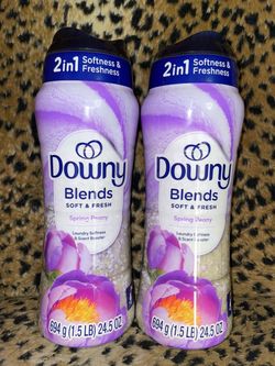 2🔥24.5 oz downy laundry scent booster both for $24 firm on price
