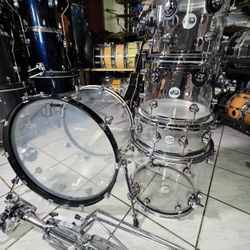 Dw Acrylic Shells Complete Drum Set  !! $1700 Or Best Offer !!