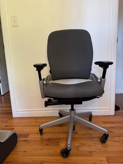 Steelcase Leap V2 Office Chair – Extra Wheels Included!