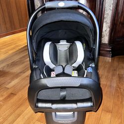 Infant Car seat 