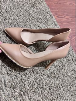 Women’s shoes size 7.1/2