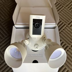 Like New Double Flood Light Camera: RING
