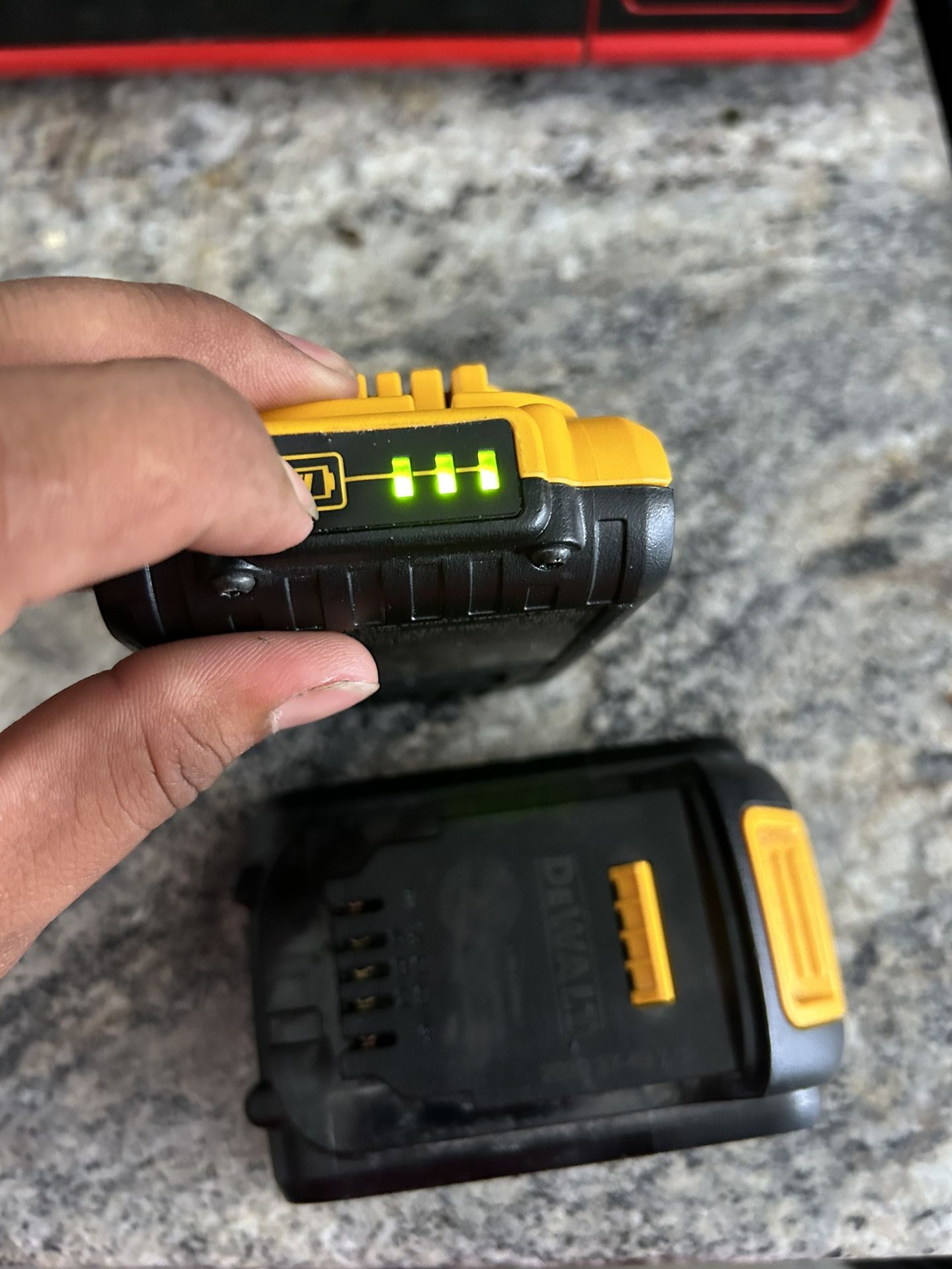 Dewalt Battery