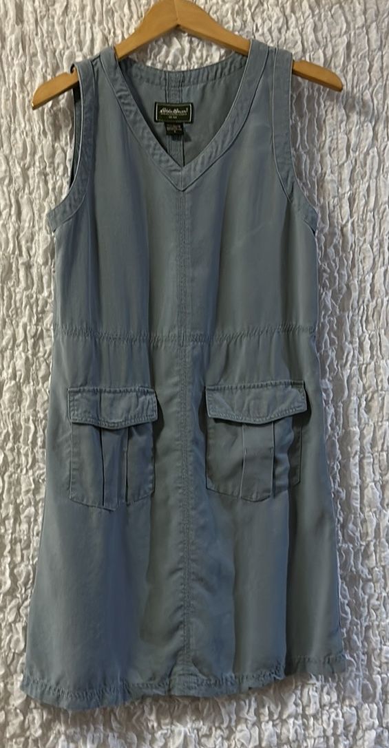 Eddie Bauer: Sleeveless Knee Length Dress, Pockets, Size: Small
