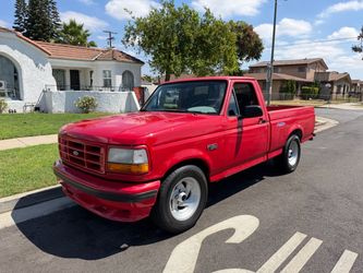 1993 Ford Lightning F-150 Truck