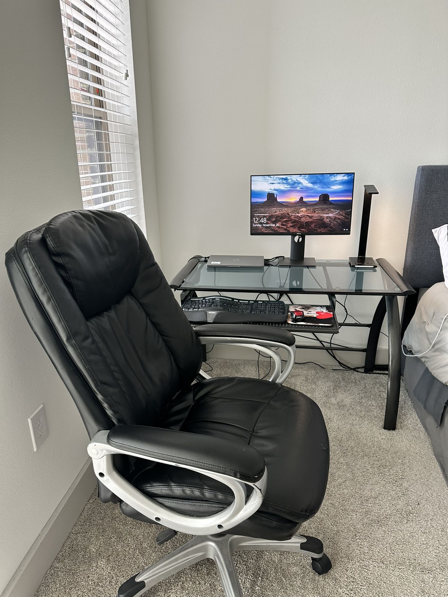 Desk & Chair