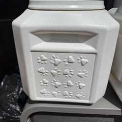 Gamma Vault Dog Food Containers