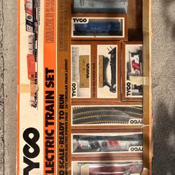 TYCO Electric Train Set (HO Scale)