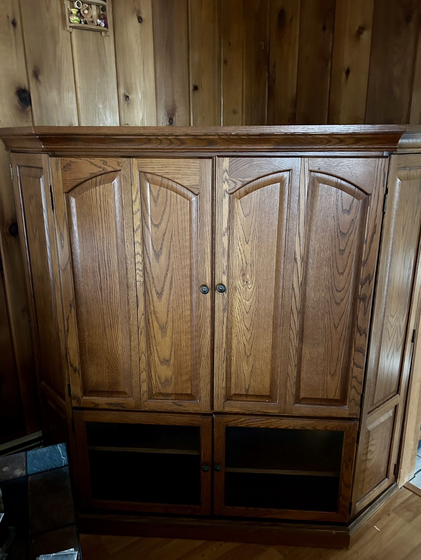 Solid Oak Corner Entertainment Cabinet