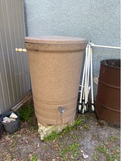 Rain barrel