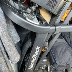 Free treadmill 