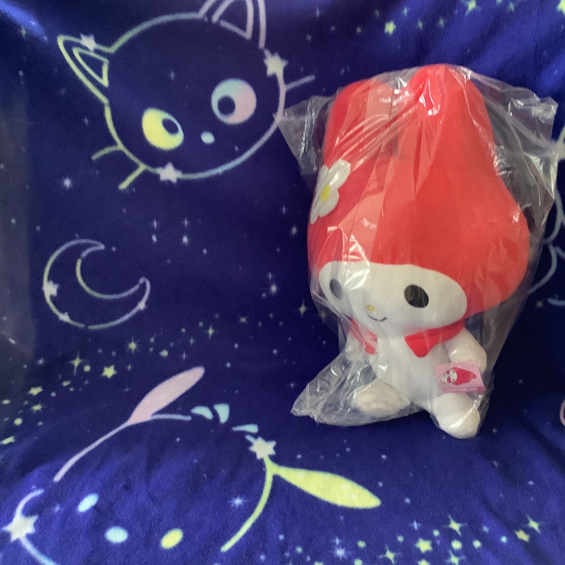 MY MELODY   17” TALL PLUSHIE    BY SANRIO   NWT          INCLUDES OLD TWIN STARS THROW BLANKET