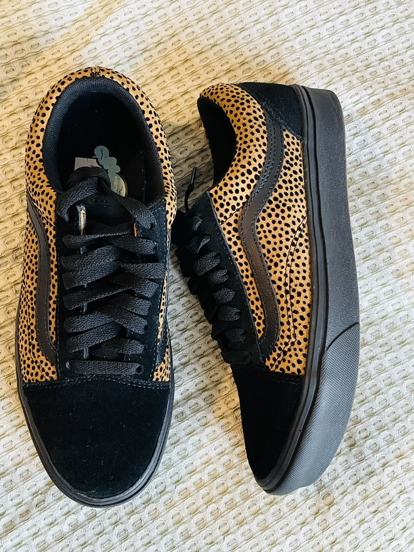 Like New Vans Leopard Print 