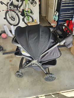 Stroller Combo With 2 Bases