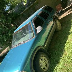 Chevy Blazer FOR SELL !