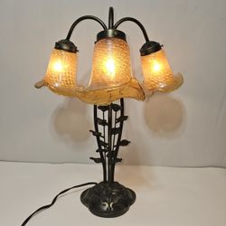 Vintage Tiffany Style Art Nouveau 3 Light Lilly Pad Table Lamp 1970s