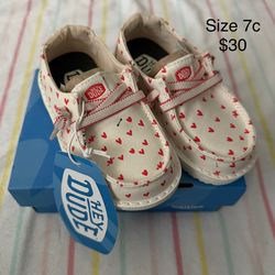 Toddler girl shoes Hey Dudes 7c