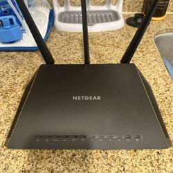 Nighthawk Router