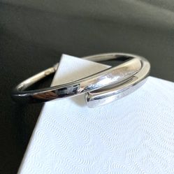 Sterling Silver 925 Italy 11.77g Elegant Dainty Small Clamper Hinged Bracelet Bangle 6 1/2" Petite