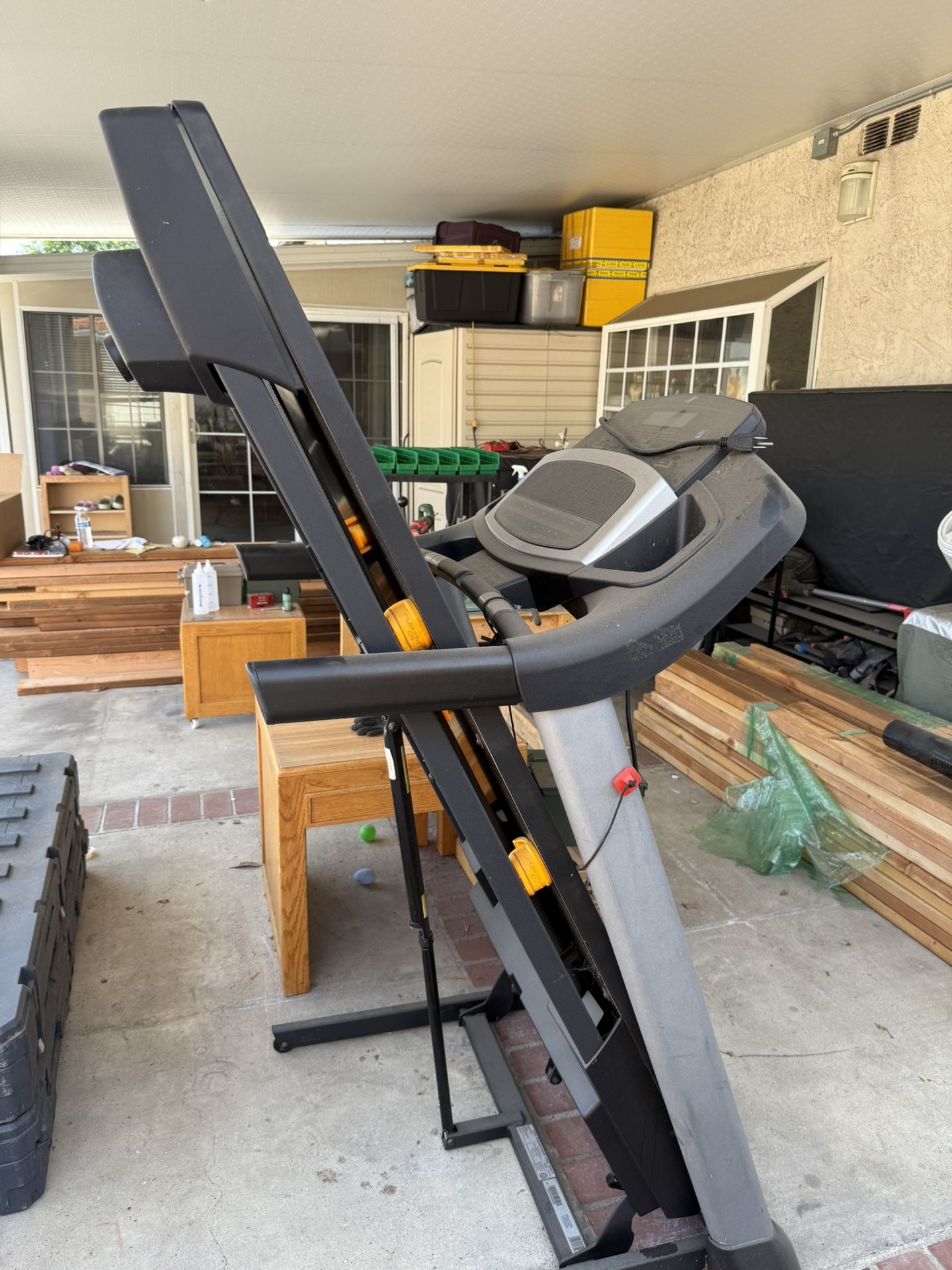 Treadmill