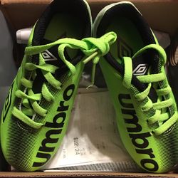 Toddler soccer cleats