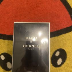 Bleu de Chanel Paris