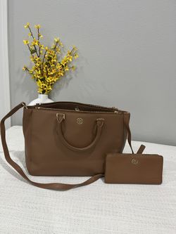 Tory Burch Set
