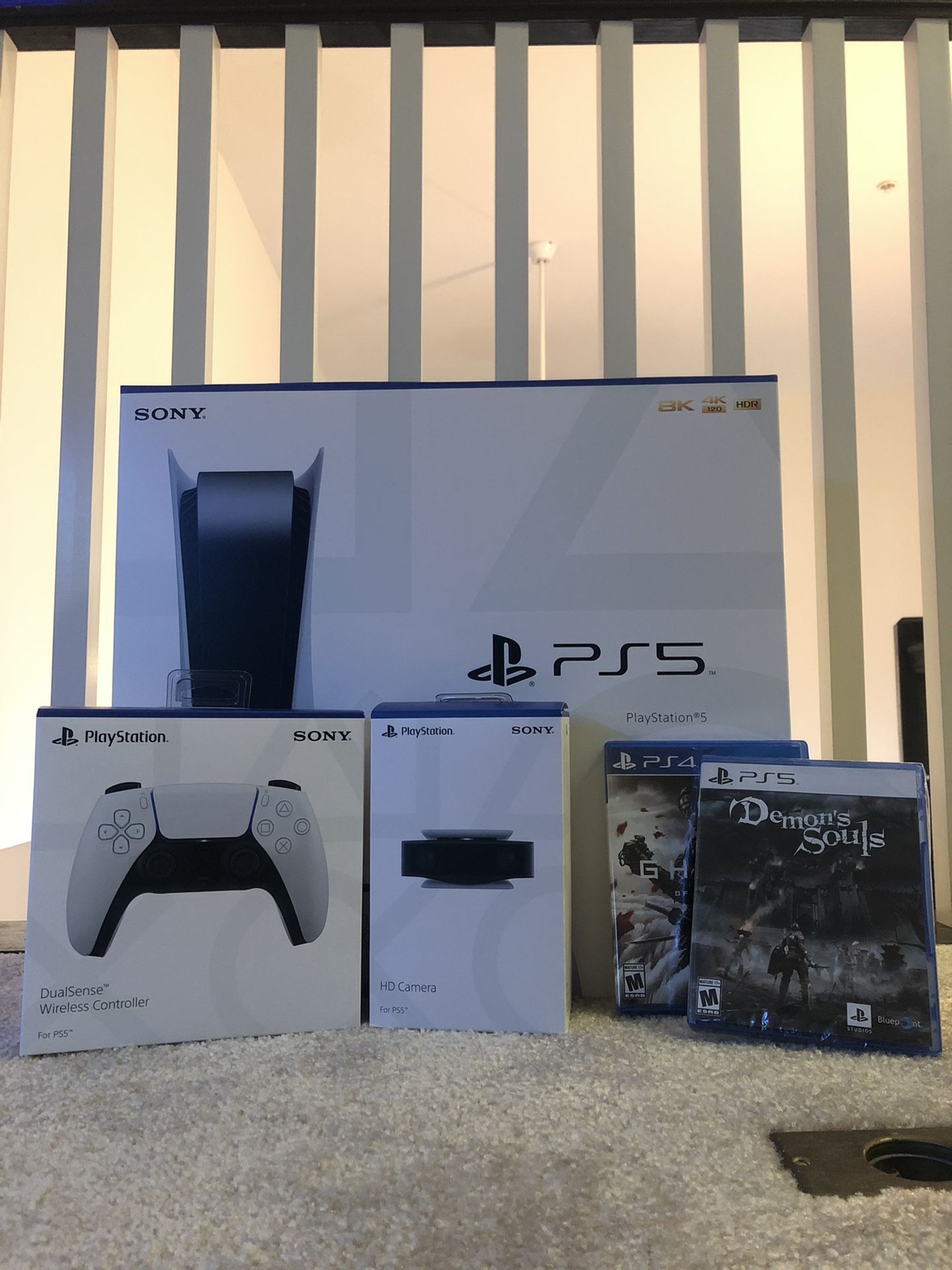 PLAYSTATION 5 BUNDLE