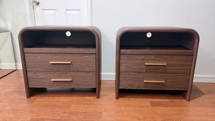 Set of 2 Curved Nightstands with charging station, pull-out tray