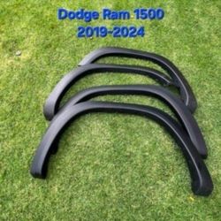 Dodge Ram 2019-2024 Fender Flares 1500