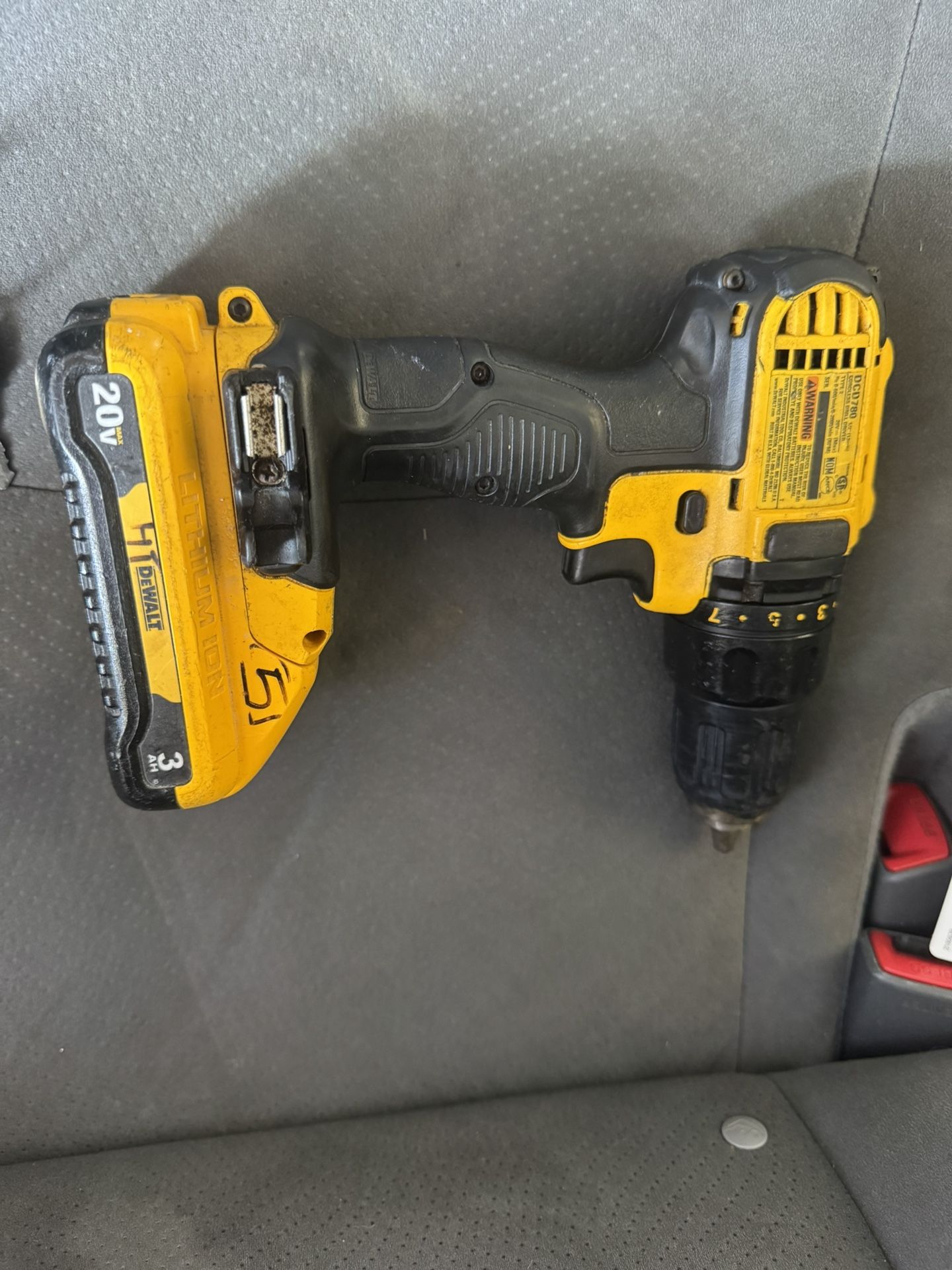 DeWalt 20v Drill and Battery