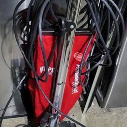 HOOVER CH50015 COMERCIAL PROFESSIONAL SERIES UPRIGHT VACUUM CLEANER