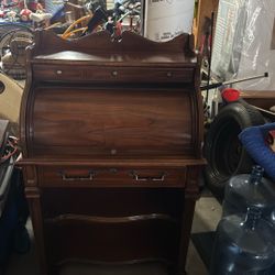 Ethan Allen Road Top Desk