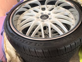 Mercedes llantas nuevas y Rines cojo ofertas