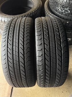 Pair of 235 55 18 Continental pro contact ssr tires