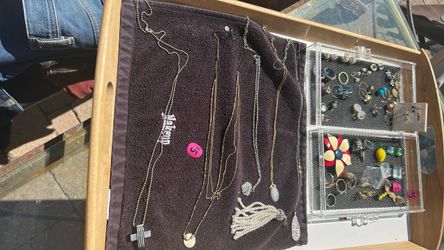 Yard Sale Jewelry 10/4