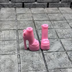 Doll Bratz, princess heels, shoes, custom pink