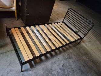 Twin bed frame