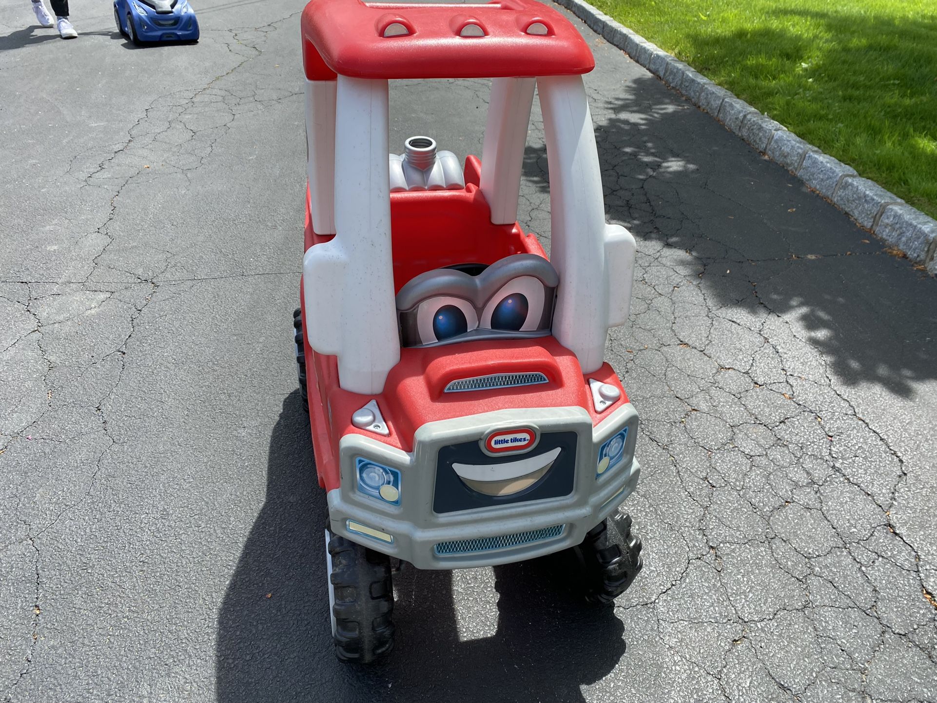 Little Tikes Cozy Coupe Fire Truck Ride On