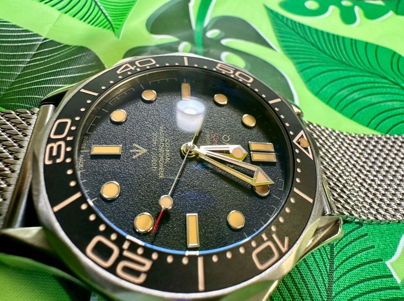 OMEGA James Bond 007 Edition Seamaster Diver 300M Master