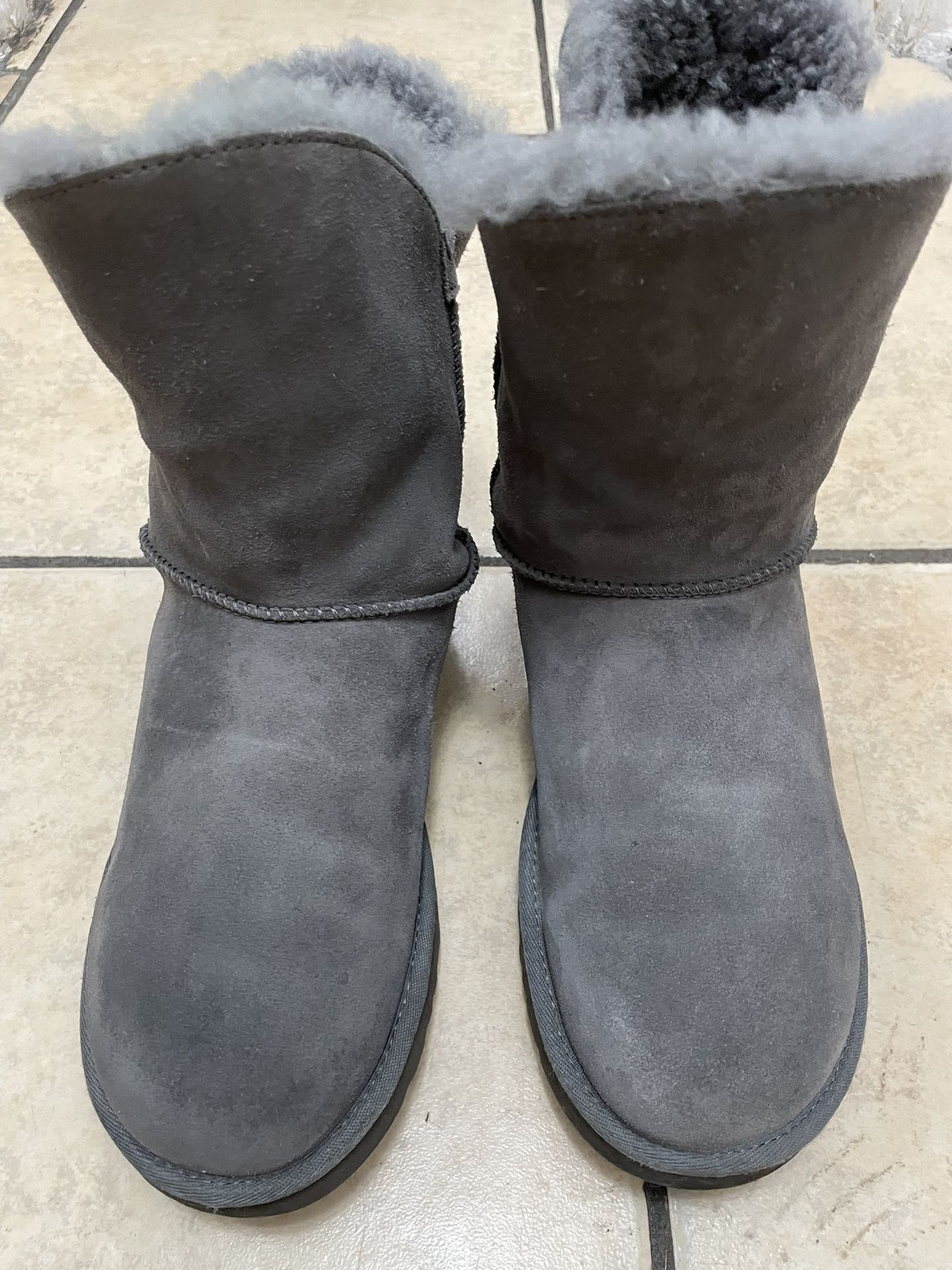 Boots UGG grey, Size USA 8
