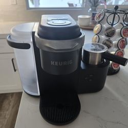 Keurig K-Cafe Single Serve K-Cup Coffee Maker, Latte Maker and Cappuccino Maker, Dark Charcoal