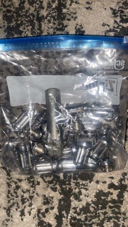 Aftermarket  Long Chrome Lug Nuts