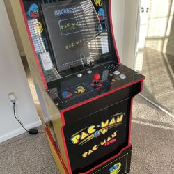 Arcade One Pac Man