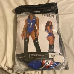 Costume